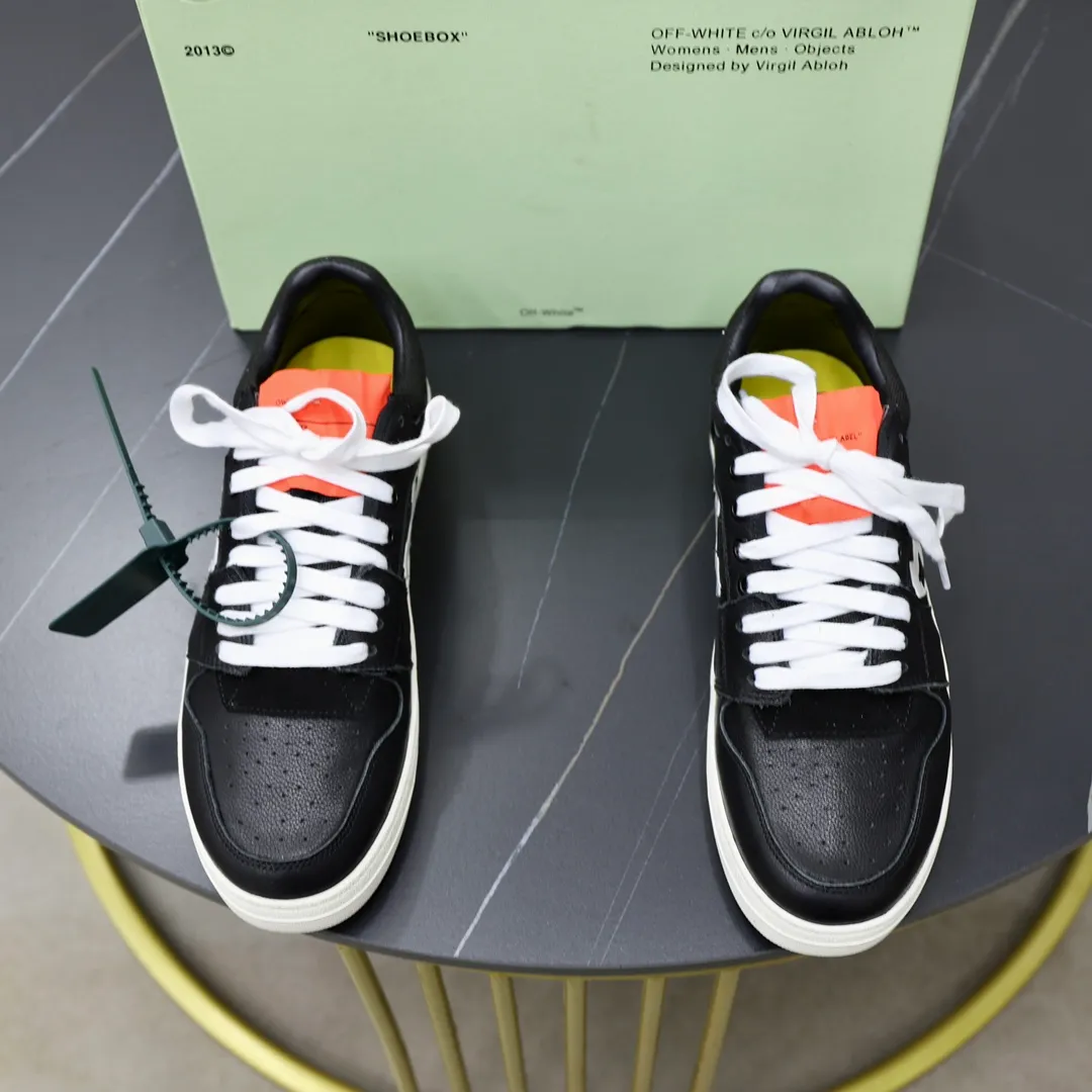 Men's shoes: 462💰💶【off-white】👫 Original one-to-one replica, high-end quality🥳The latest model has not been listed on the official website yet, the top version. Fabric: Imported original leather splicing Lining: Imported breathable mesh Outsole: Original rubber soft, light and wear-resistant Outsole Male 38-44 (customized for 45 and 46)